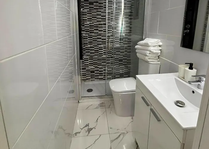 3000 Апартаменты *